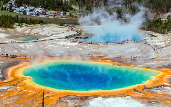 Suối nước nóng Grand Prismatic Spring Mỹ