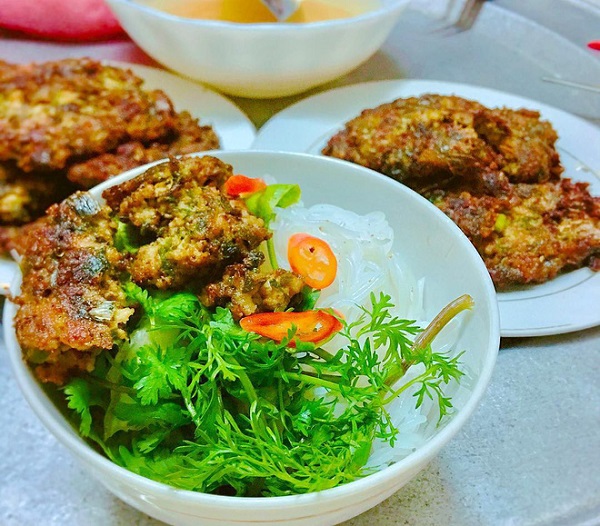 ruoi-mon-dac-san-nhin-thi-so-nem-thu-thi-me-rieng-co-cua-mien-bac-ivivu-8