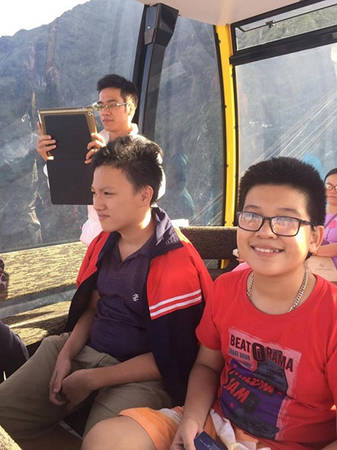 Cột mốc Fansipan du lịch Sapa