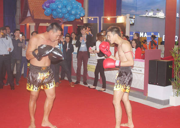 Biểu diễn võ nhạc Muay Thai tại Hội chợ du lịch VITM