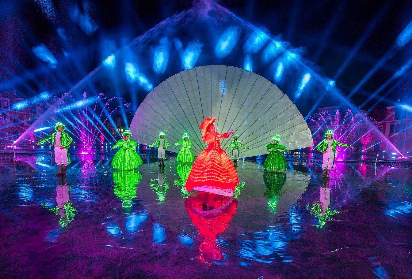 Màn trình diễn laser trong show diễn Phú Quốc