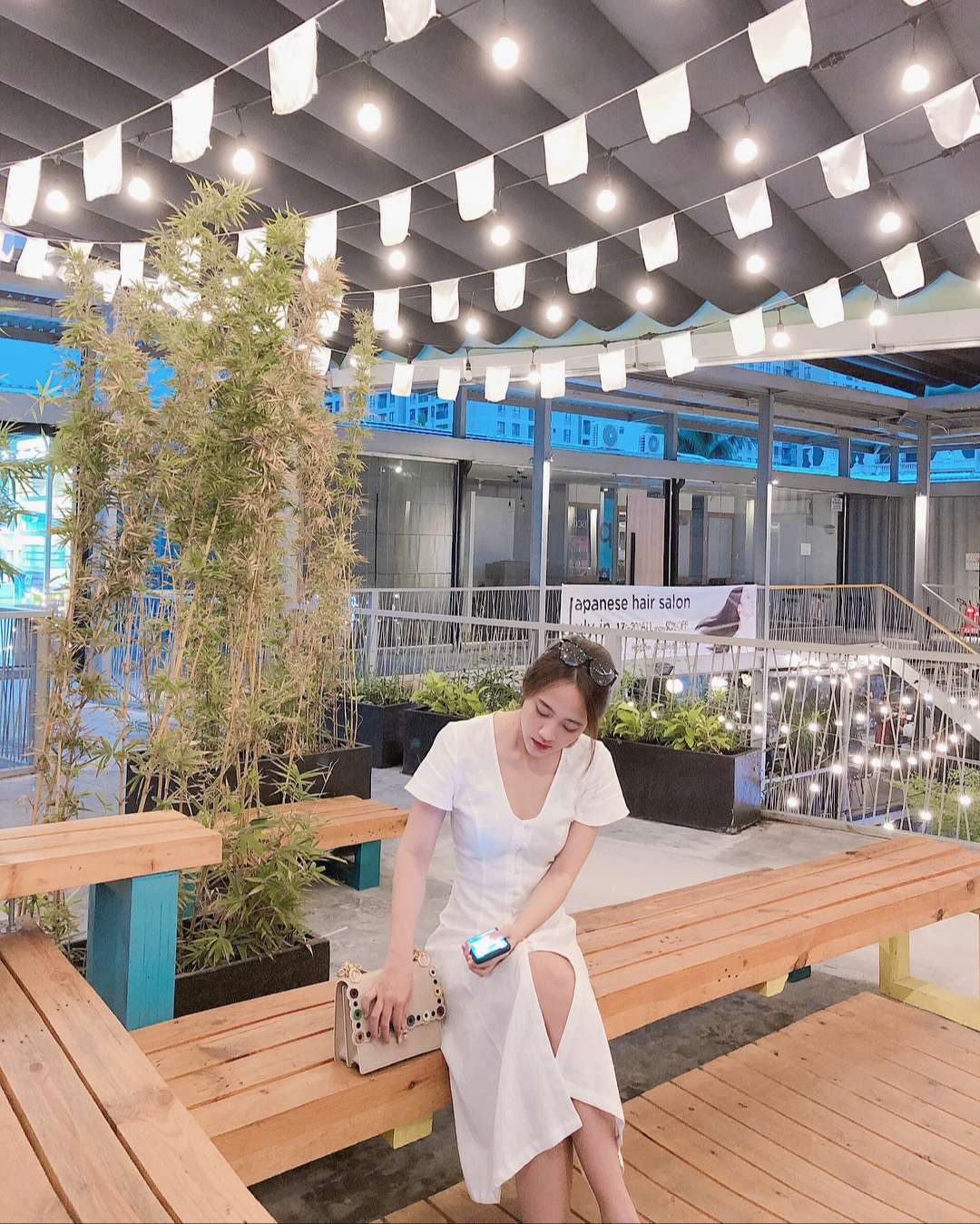 Đèn trang trí The BLOQ vào buổi tối