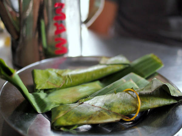 Món chả gói lá chuối tại Sài Gòn