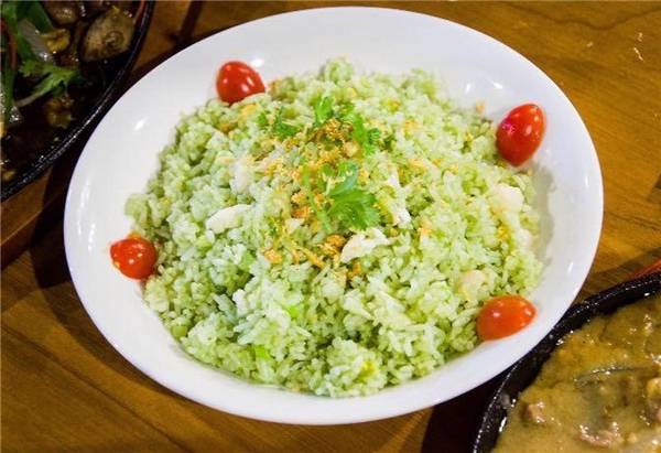 Cơm chiên sò điệp xanh món ngon Sài Gòn