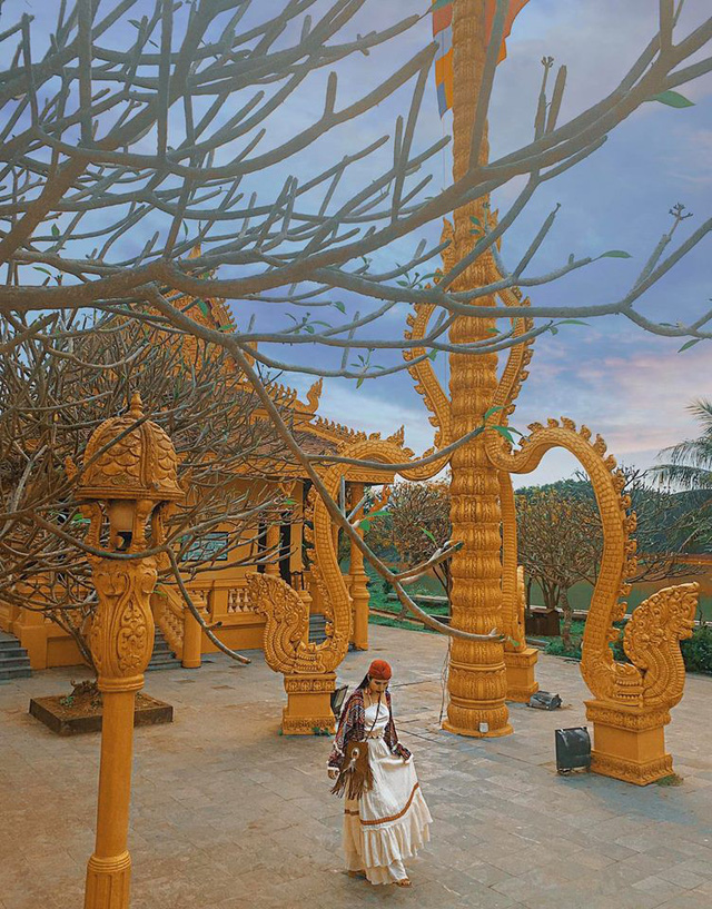 sao-phai-di-dau-xa-chi-can-den-lang-van-hoa-cac-dan-toc-viet-nam-la-co-ngay-bo-anh-tuyet-dep-ivivu-8