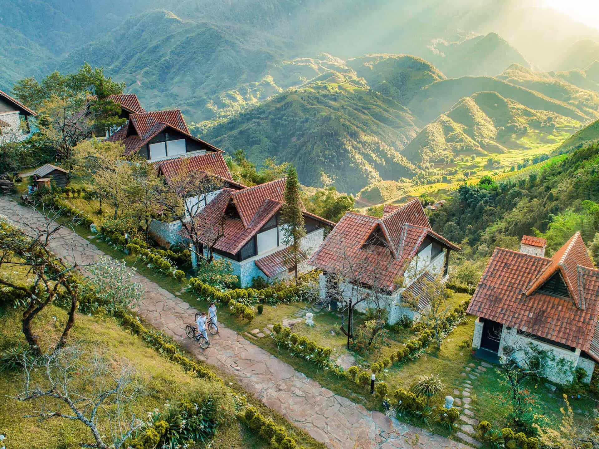 Sapa-Jade-Hill-ivivu