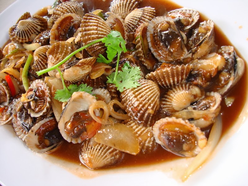 Sò huyết sông Roòn - món ăn ngon Quảng Bình