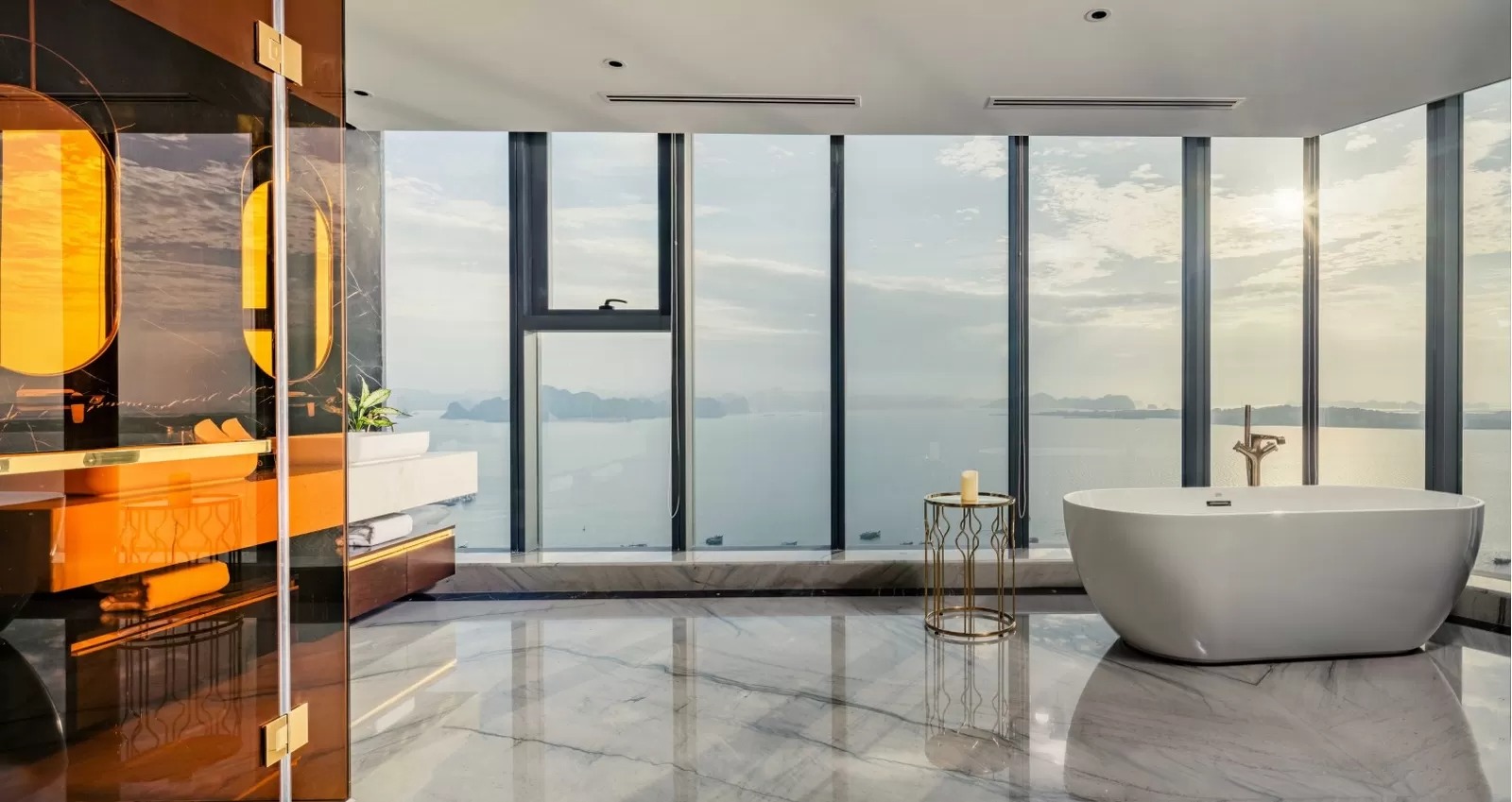 Phòng tắm Executive Suite Bay View Sea Stars Hạ Long