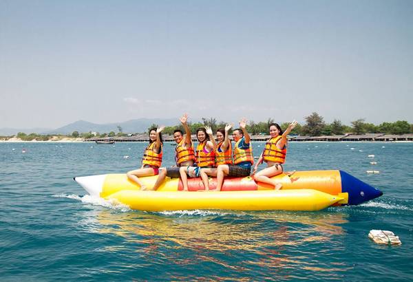 Hệ thống nhà phao nổi khổng lồ tại Sealife