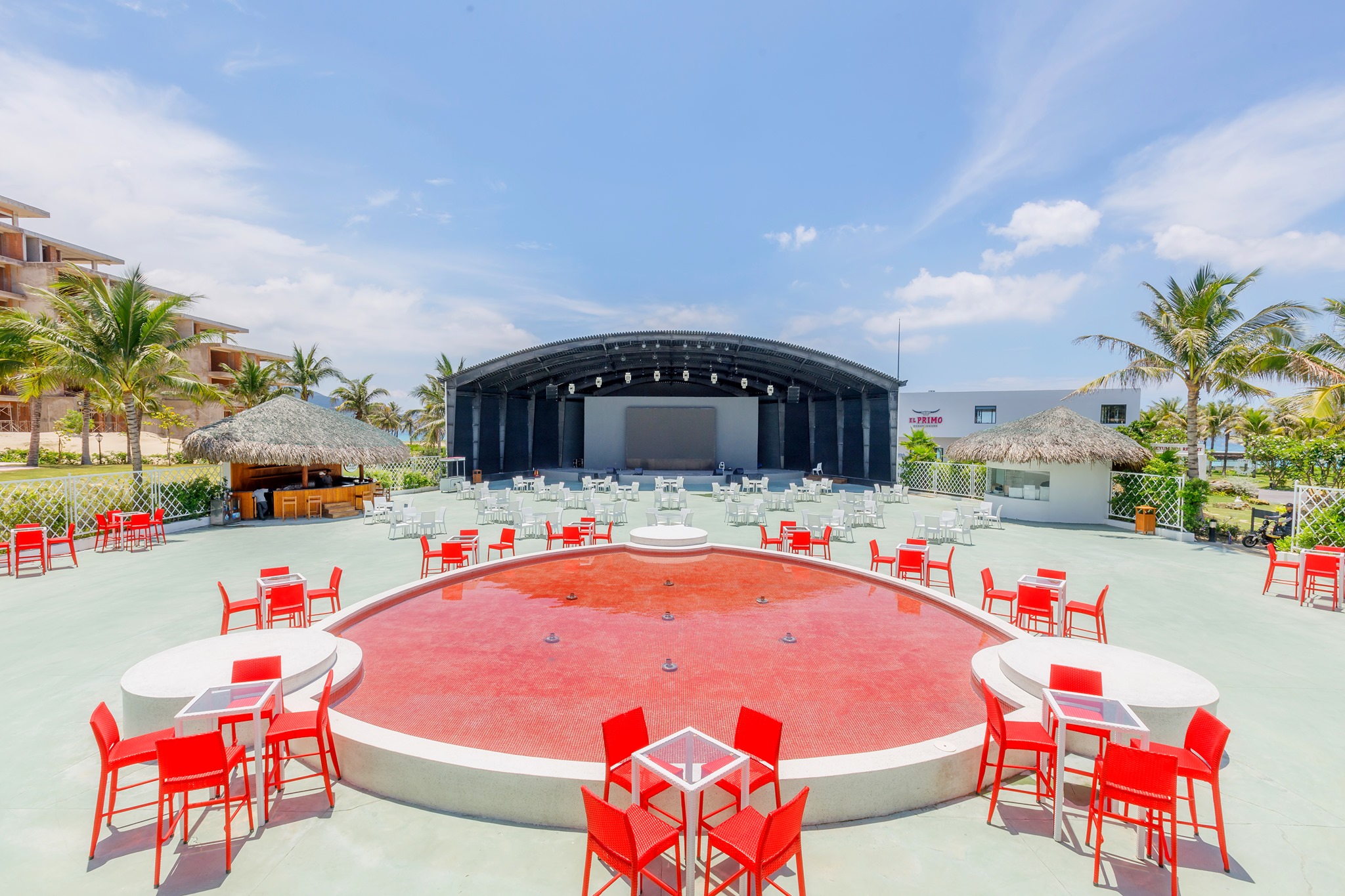 Hải sản tươi ngon được chế biến cầu kỳ tại resort Selectum Noa