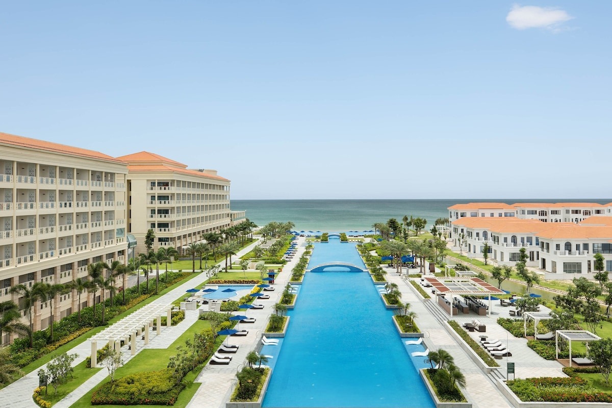Sheraton-Grand-Đà-Nẵng-ivivu-2