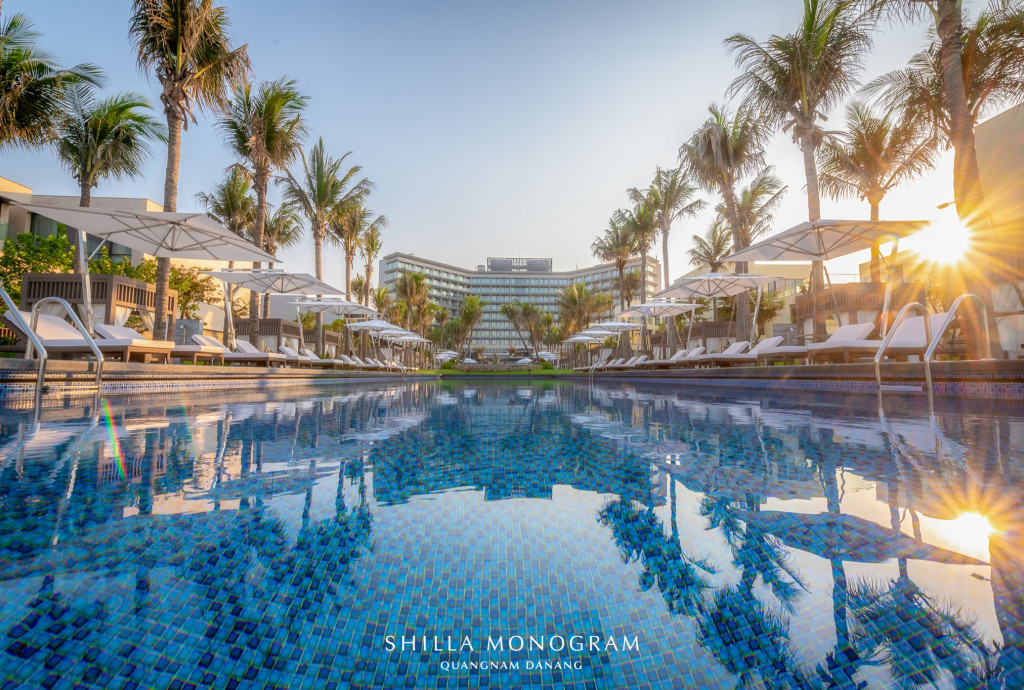 Bể bơi ngoài trời tại Shilla Monogram Đà Nẵng