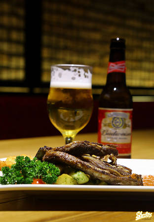 Món ăn được chăm chút cẩn thận tại Shooters Beer Garden