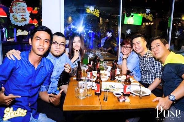 Shooters Beer Garden là điểm đến được giới trẻ Sài Gòn yêu thích