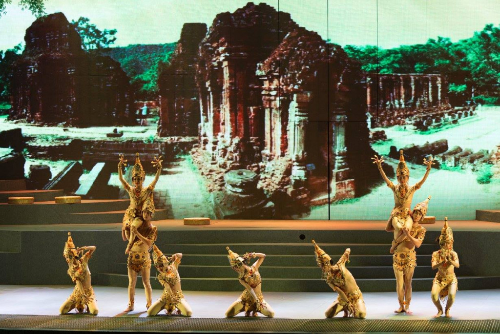 Văn hóa Champa trong show Charming Đà Nẵng