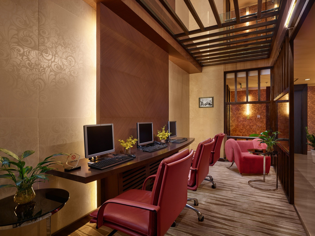 Phòng tập gym Silk Path Luxury Hà Nội