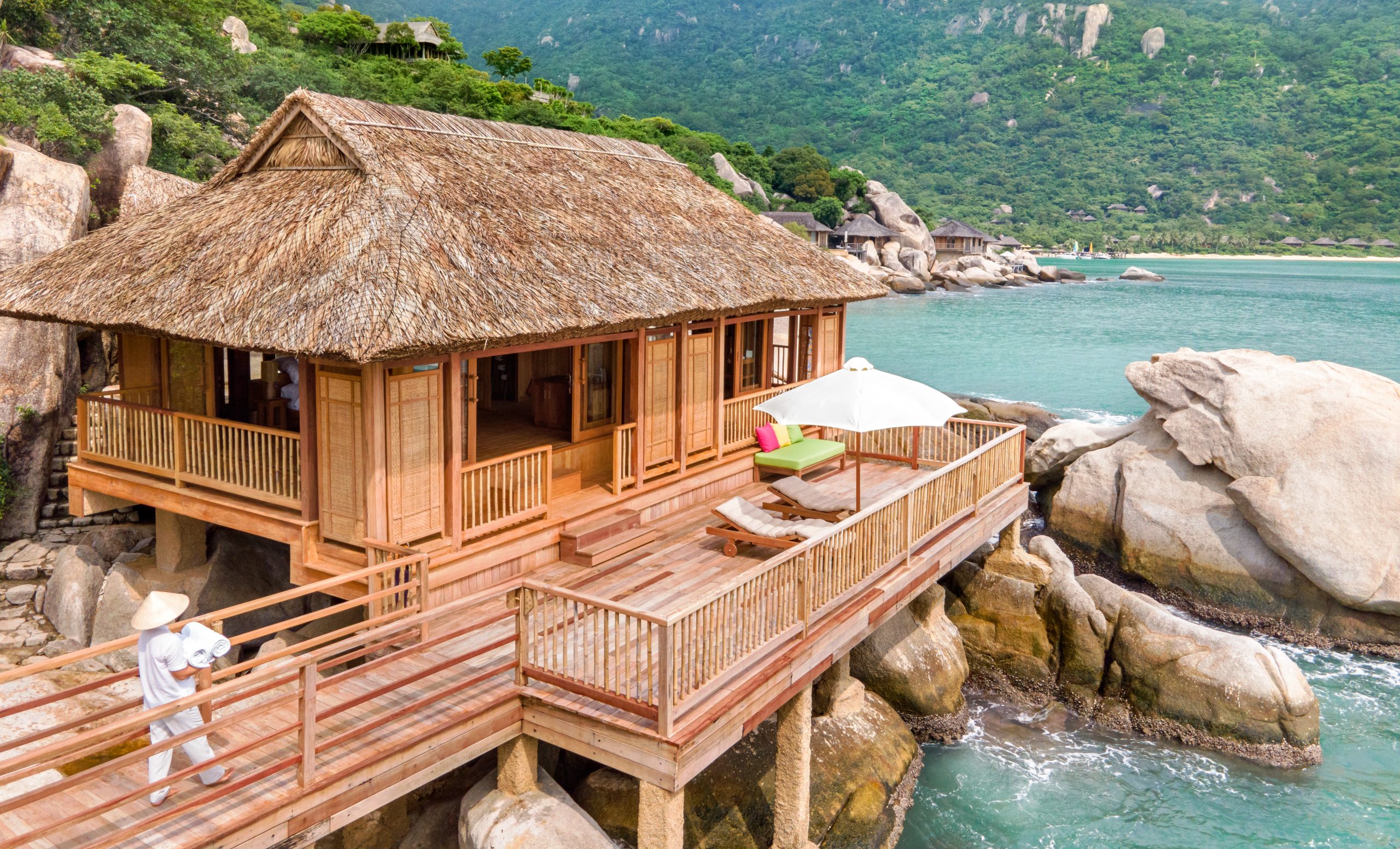 Villa bằng gỗ độc đáo tại Six Senses Ninh Vân Bay