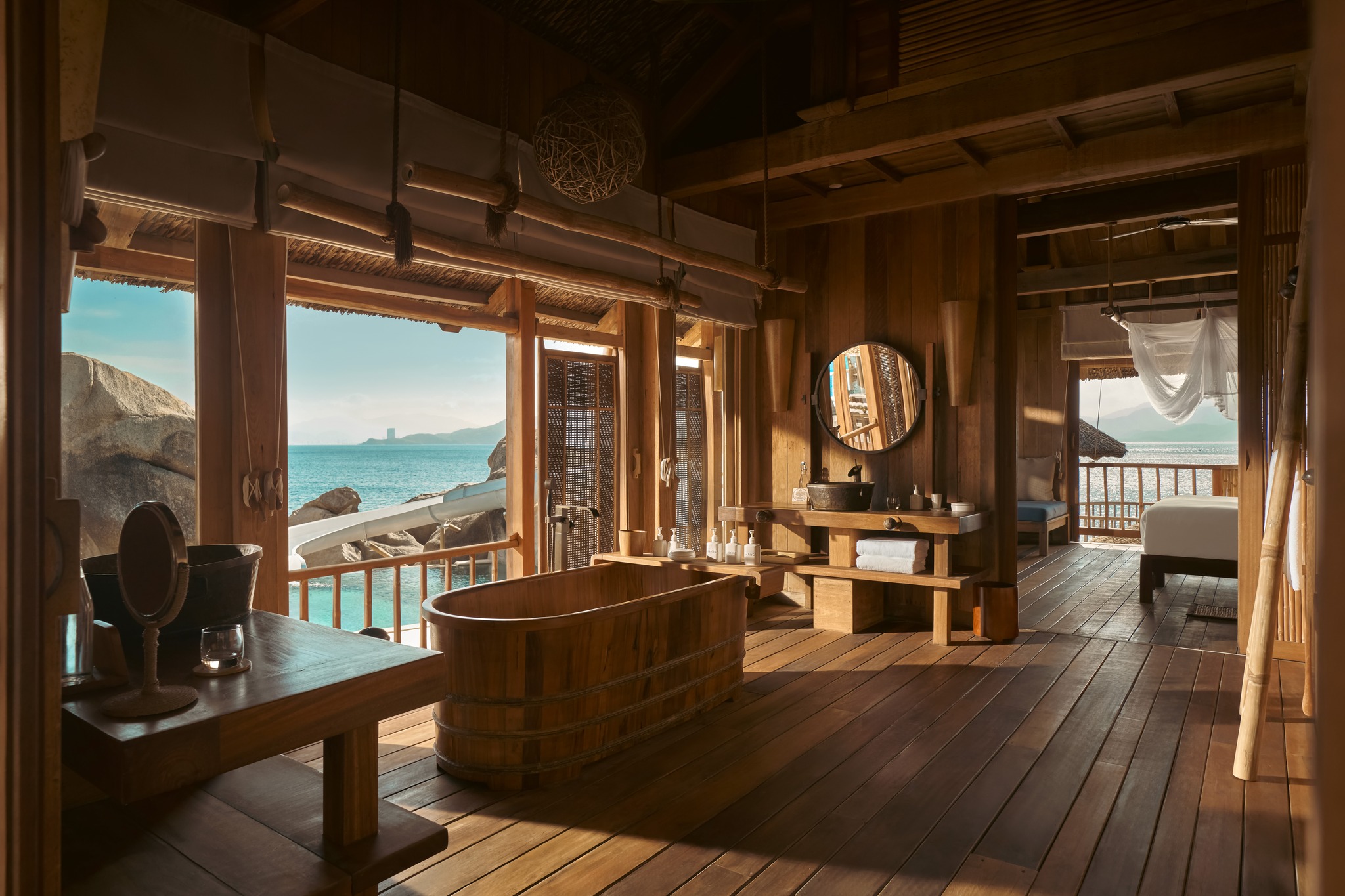 Nội thất sang trọng bên trong villa Six Senses Ninh Vân Bay Nha Trang