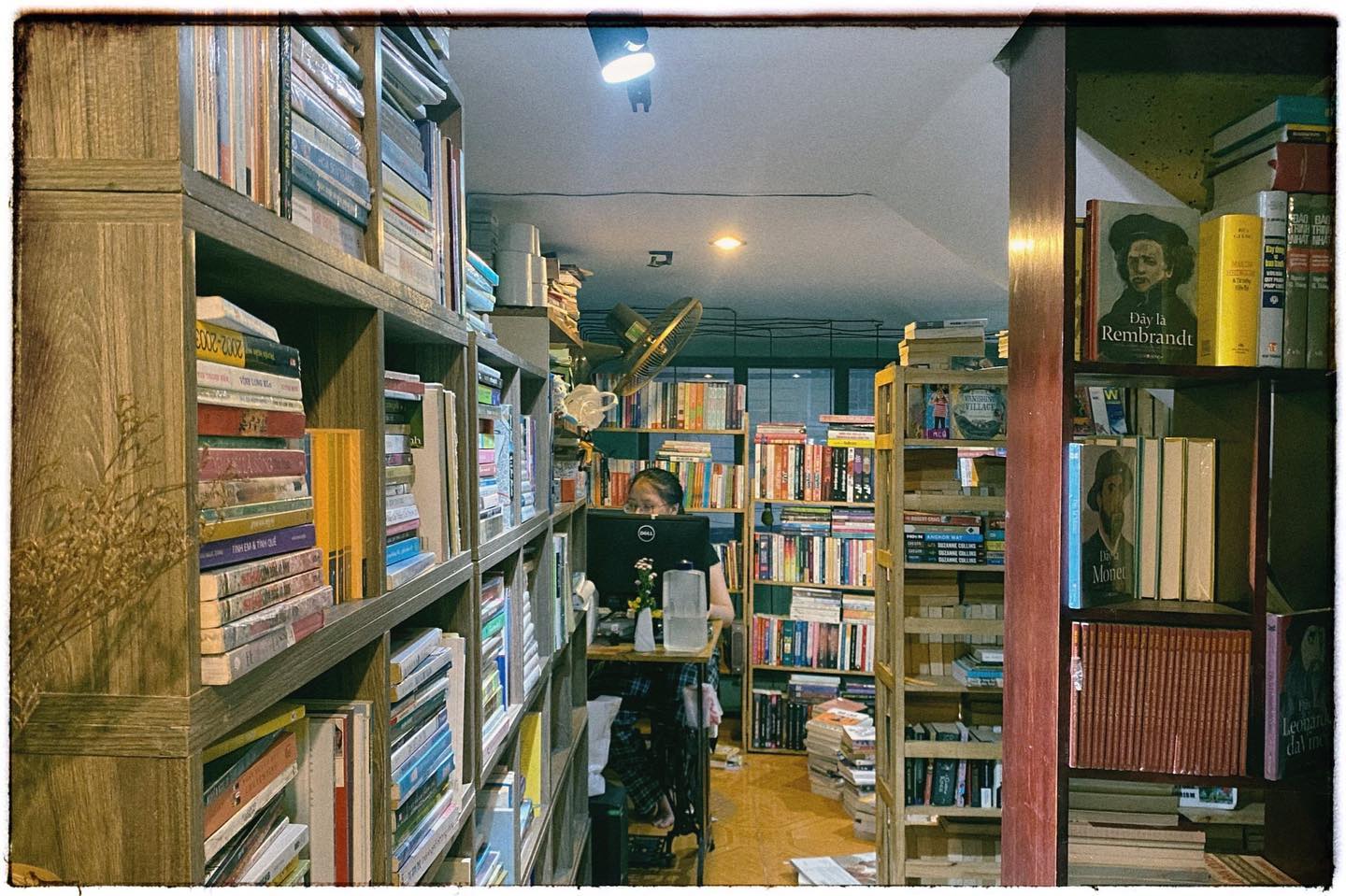 Ảnh: Slowee Coffee & Books.