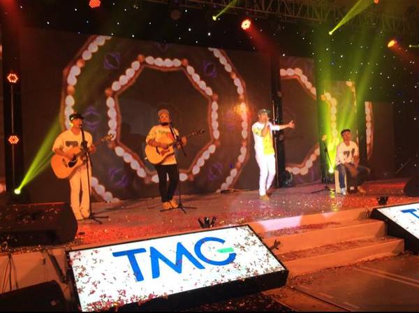 Những màn biểu diễn sôi động tại Gala Night. Ảnh  Lương Hoài Nam