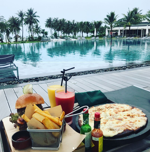 Nhà hàng OLA Beach Club SOL by Meliá Phú Quốc