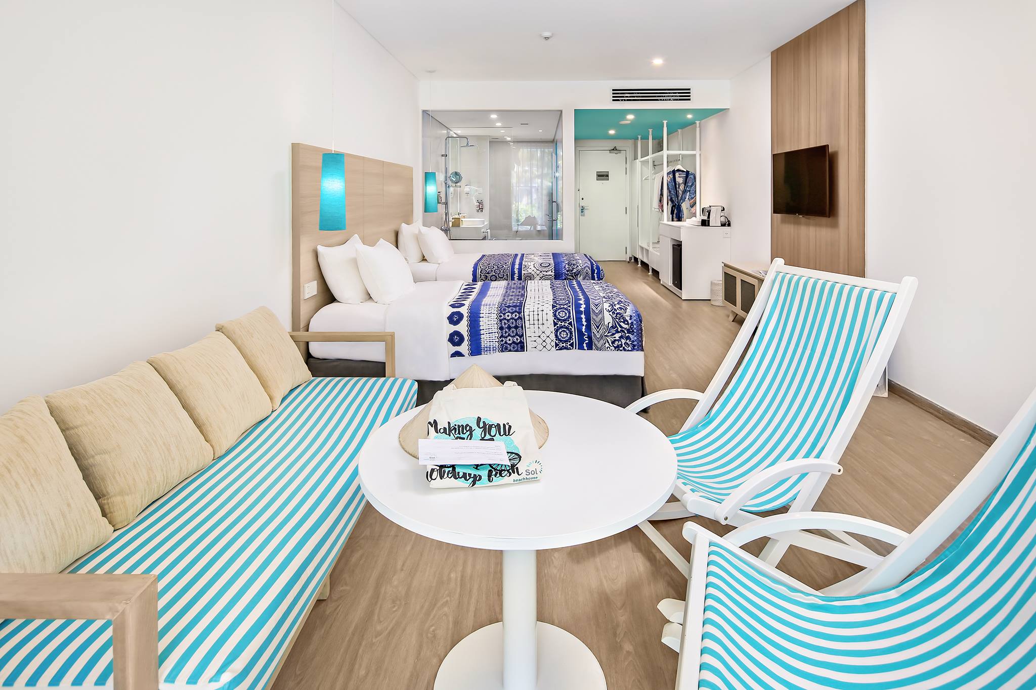 Hồ bơi hướng biển tại SOL by Meliá Phú Quốc