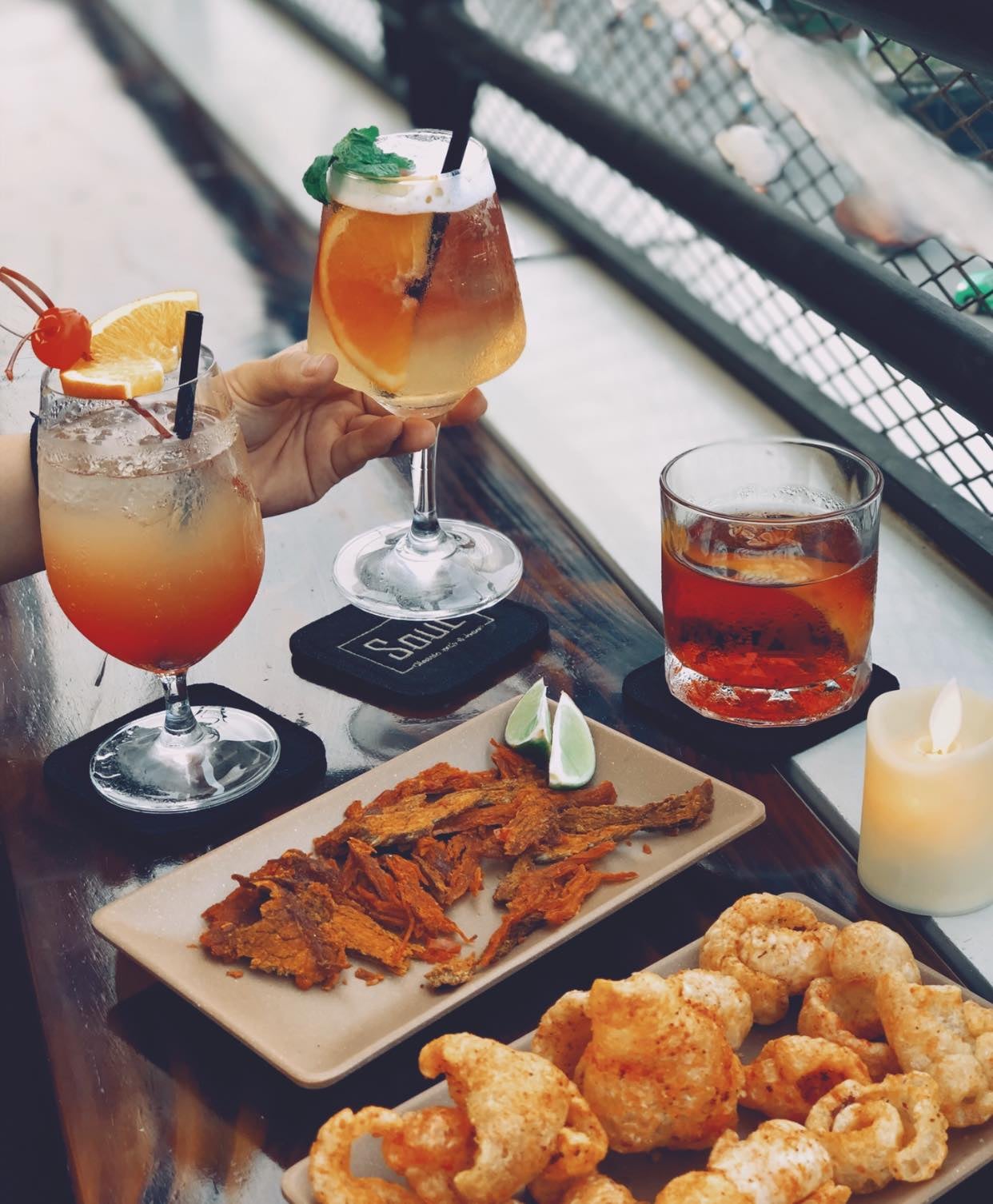 Không gian pub rooftop Sài Gòn Soul Classic