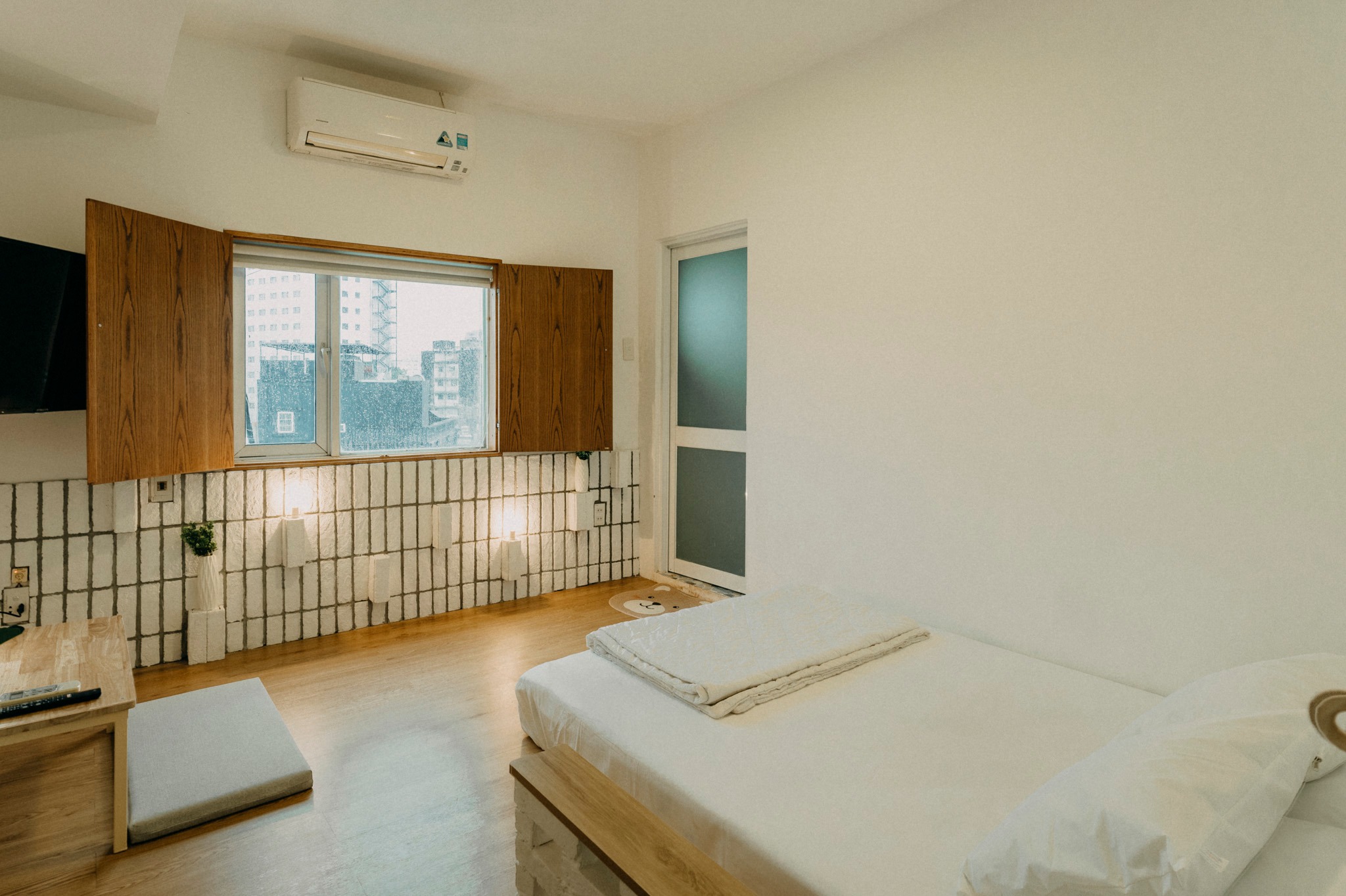 Thiết kế tối giản homestay Sài Gòn Stay & Chill