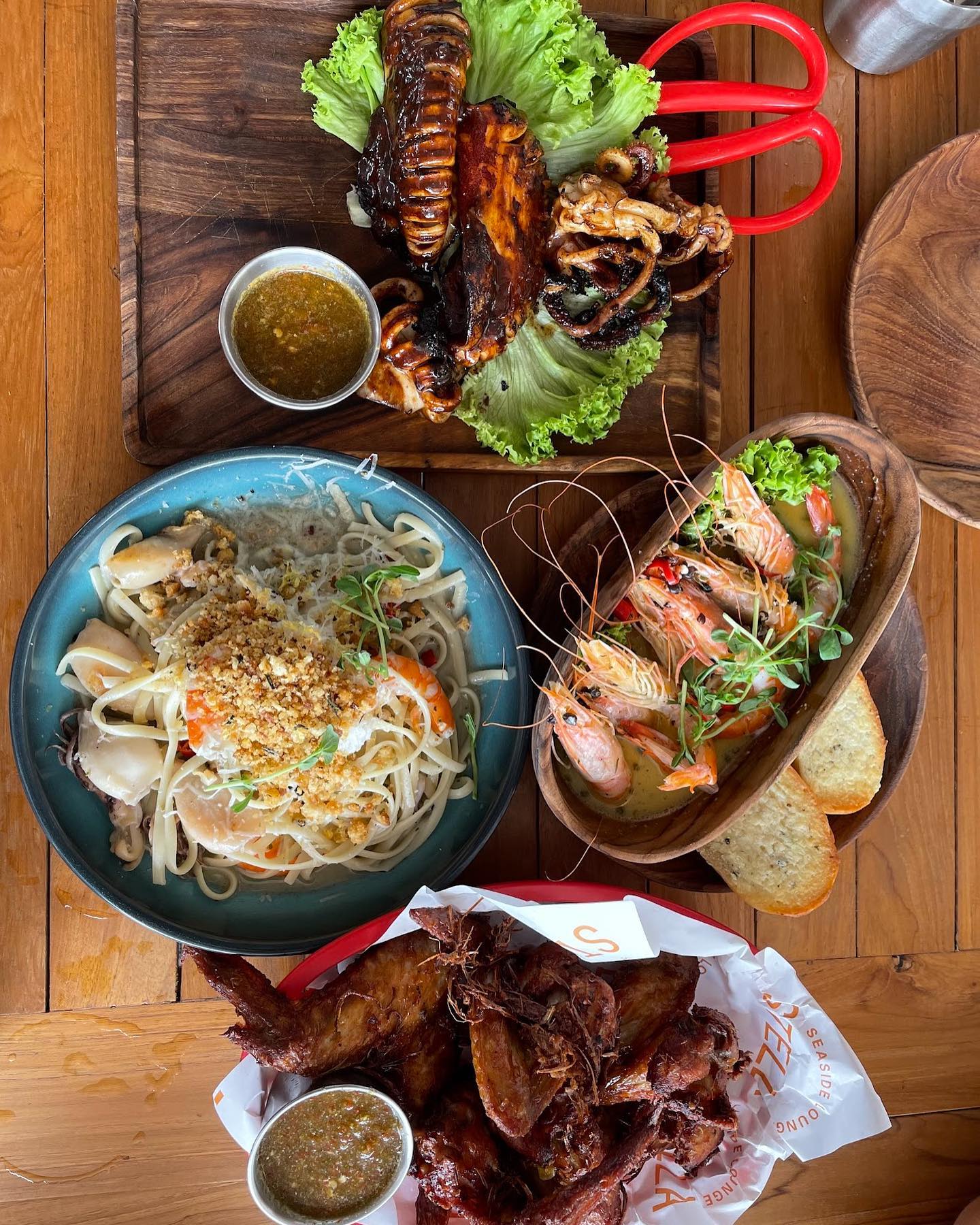 Hoàng hôn đẹp tại Stella Seaside Lounge