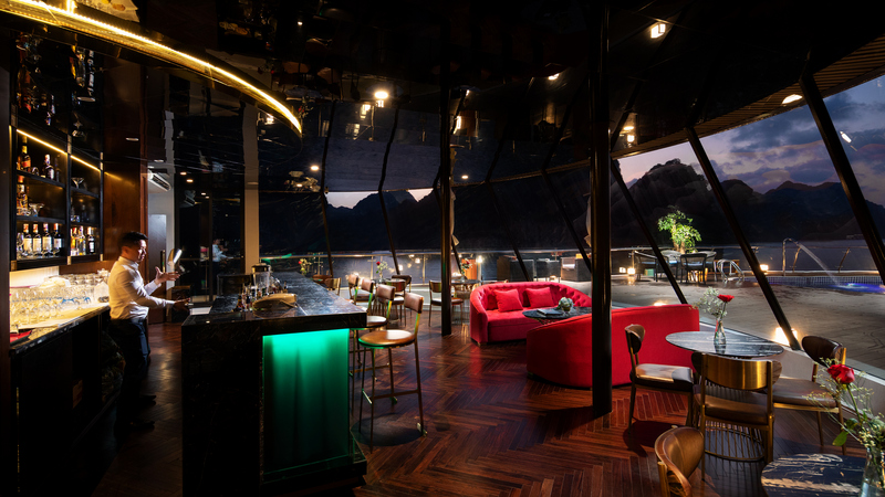 Quầy bar du thuyền Stellar of The Seas