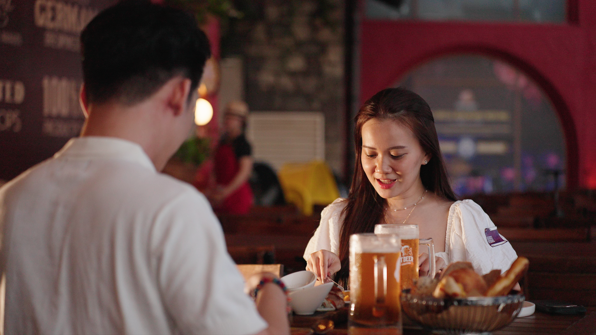Thưởng thức ẩm thực và bia tươi tại Sun Bavaria GastroPub Phú Quốc