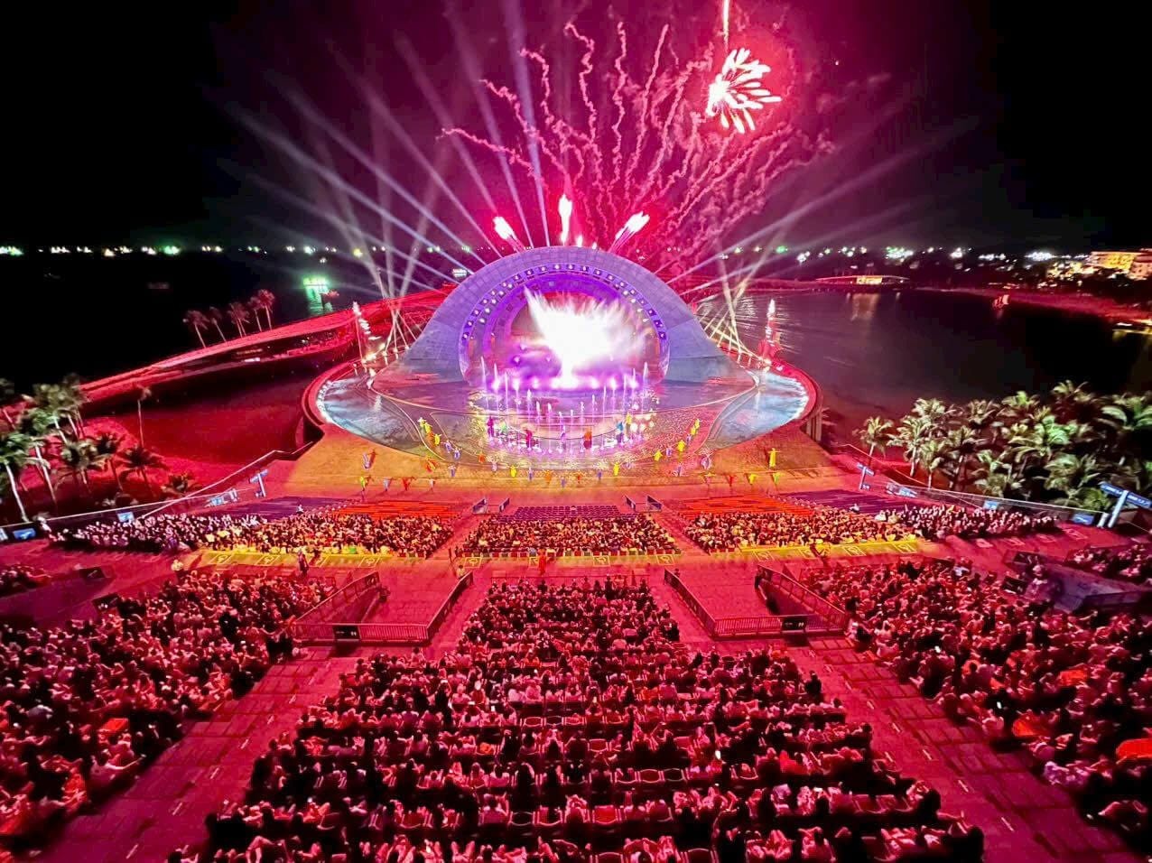 Show diễn nghệ thuật Kiss of the Sea tại Phú Quốc