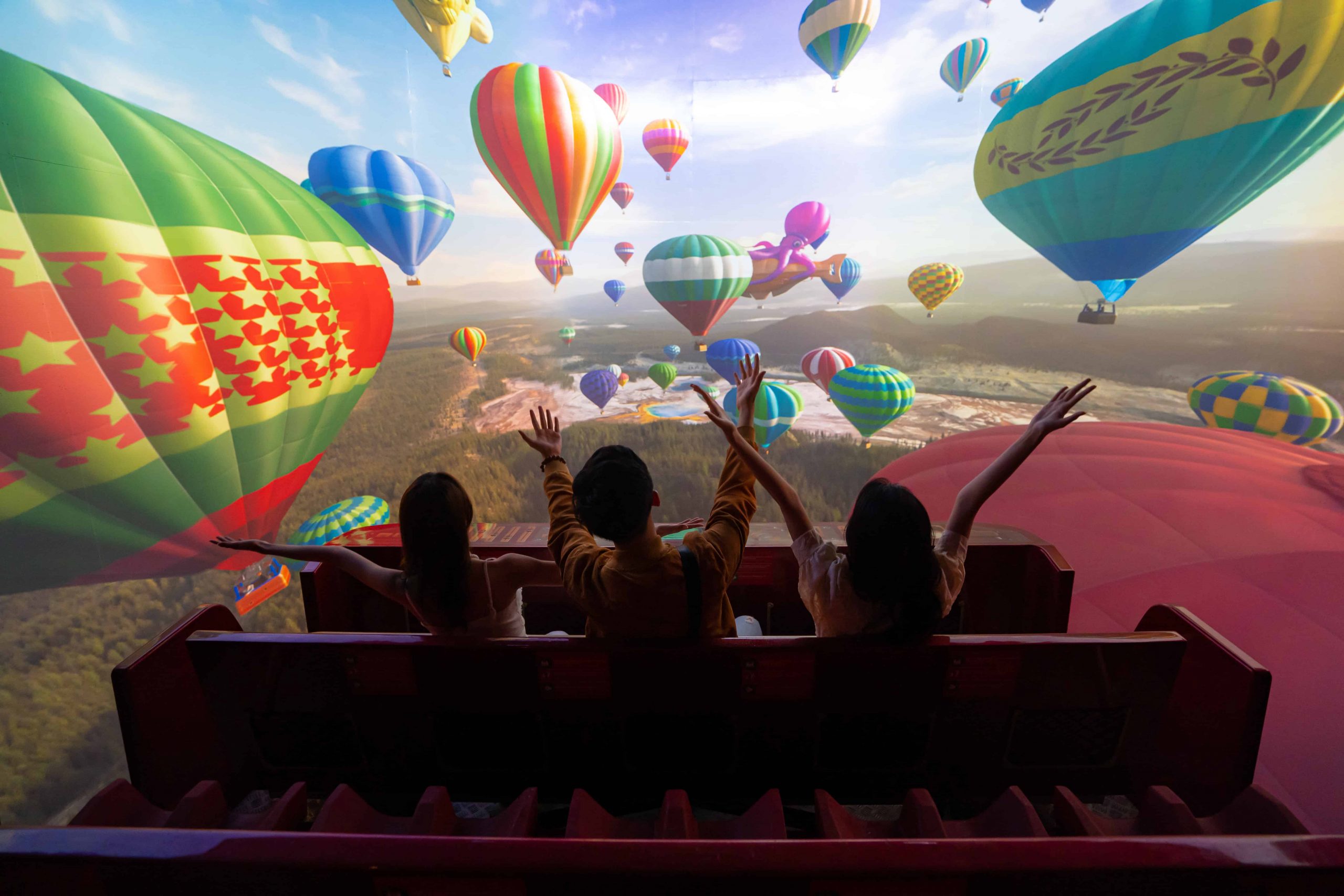 Trải nghiệm rạp phim Airship Sun World Bà Nà Hills
