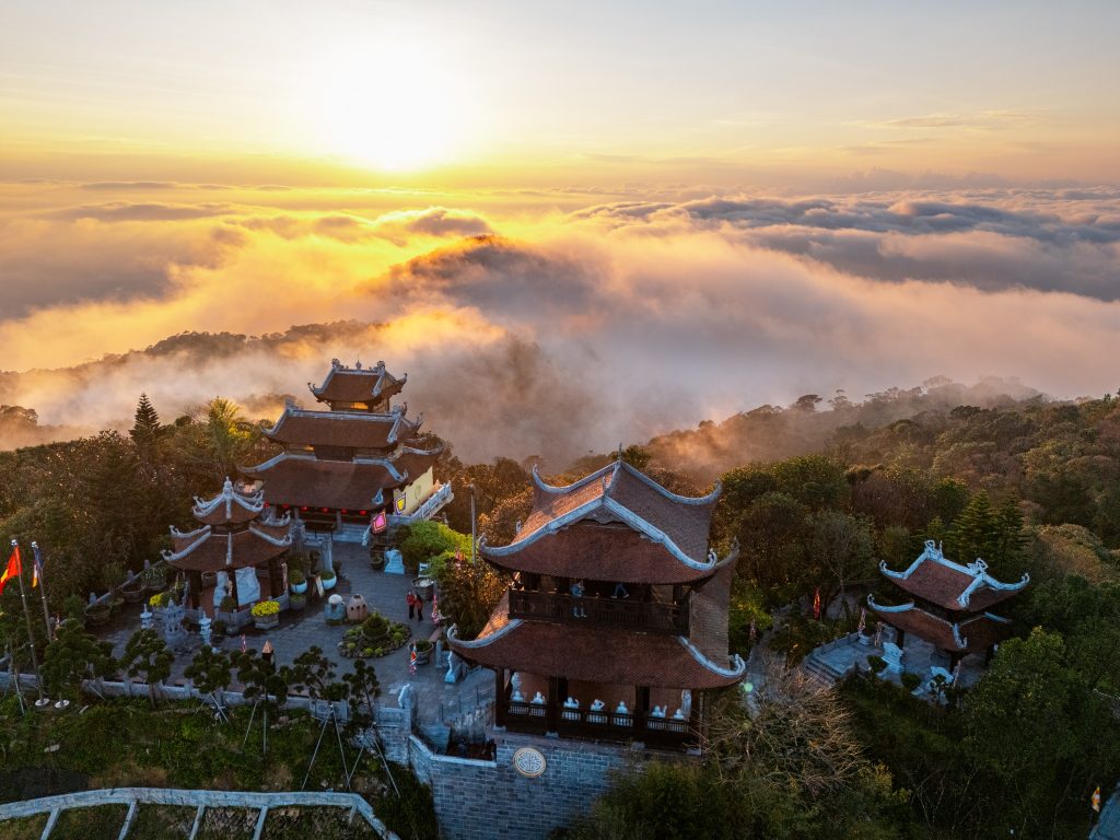 Vùng đất Nguồn Cội tâm linh cầu may đầu năm tại Sun World Bà Nà Hills