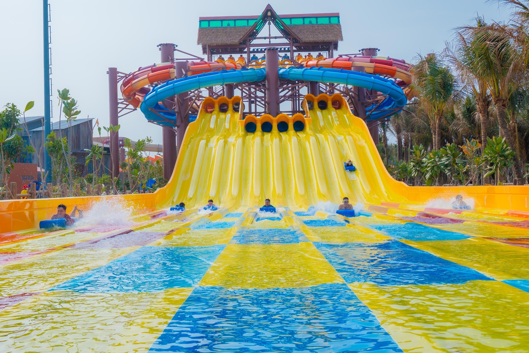 Hệ thống đường trượt nước hiện đại tại Sun World Vũng Tàu