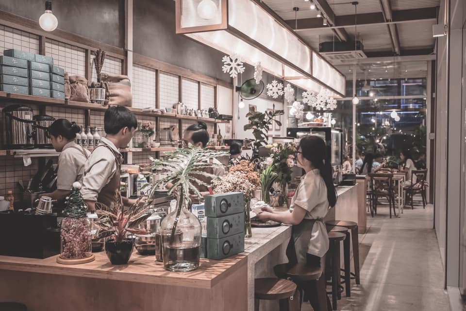 Các góc check-in sống ảo cực chất tại Sunday Bistro