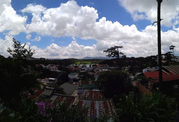 View hồ Xuân Hương từ Sunshine Tím Đà Lạt