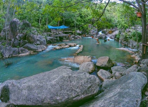 Sàn nghỉ dưỡng tại Suối Đá Bà Rịa