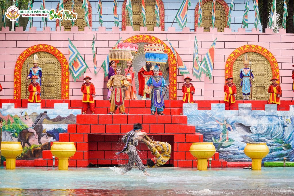 Các show diễn văn hóa tại Suối Tiên Tết 2025