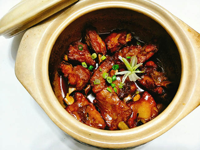 Kho sườn non tộ