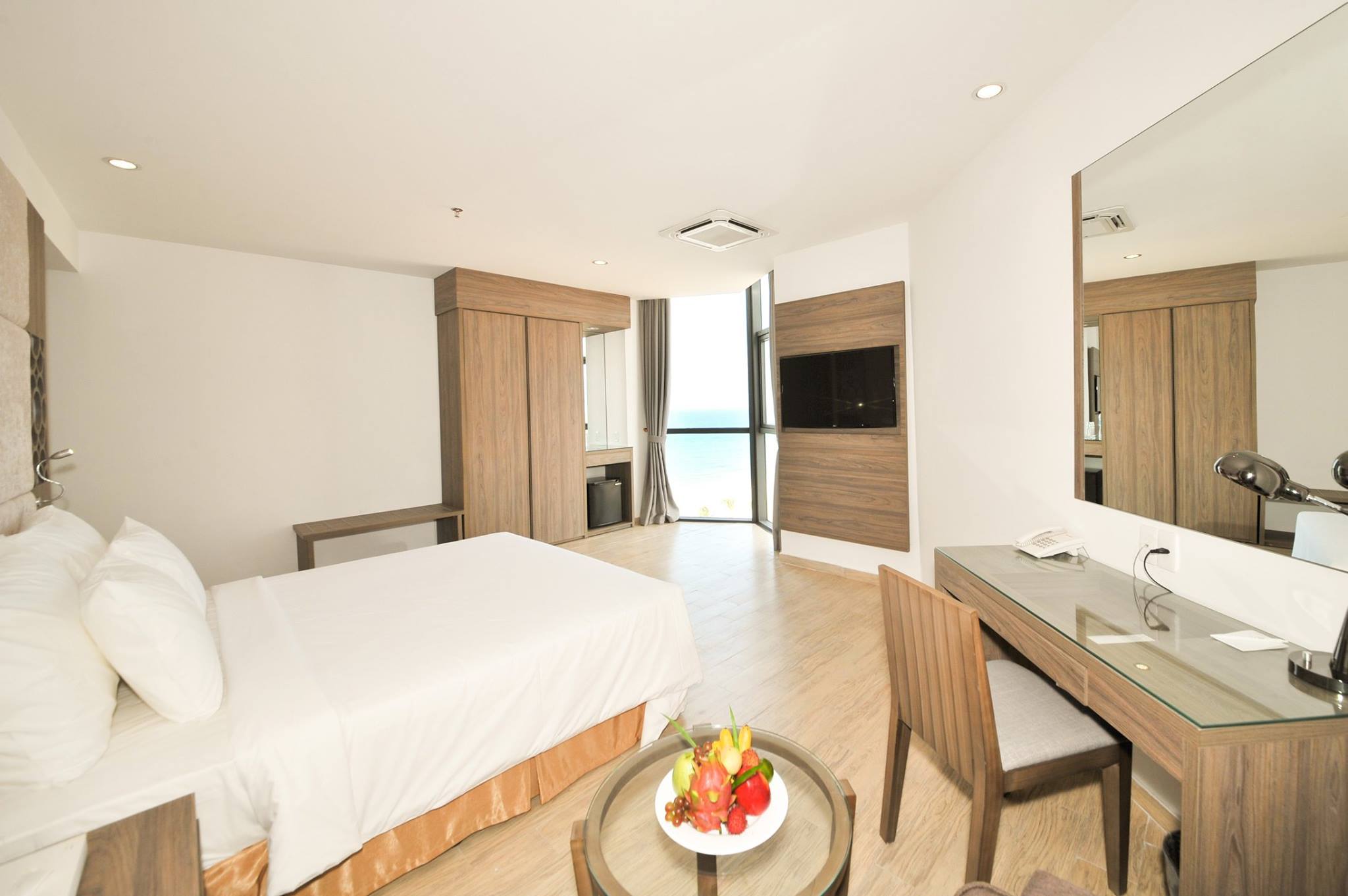 Phòng nghỉ hướng biển sang trọng tại Swandor Cam Ranh