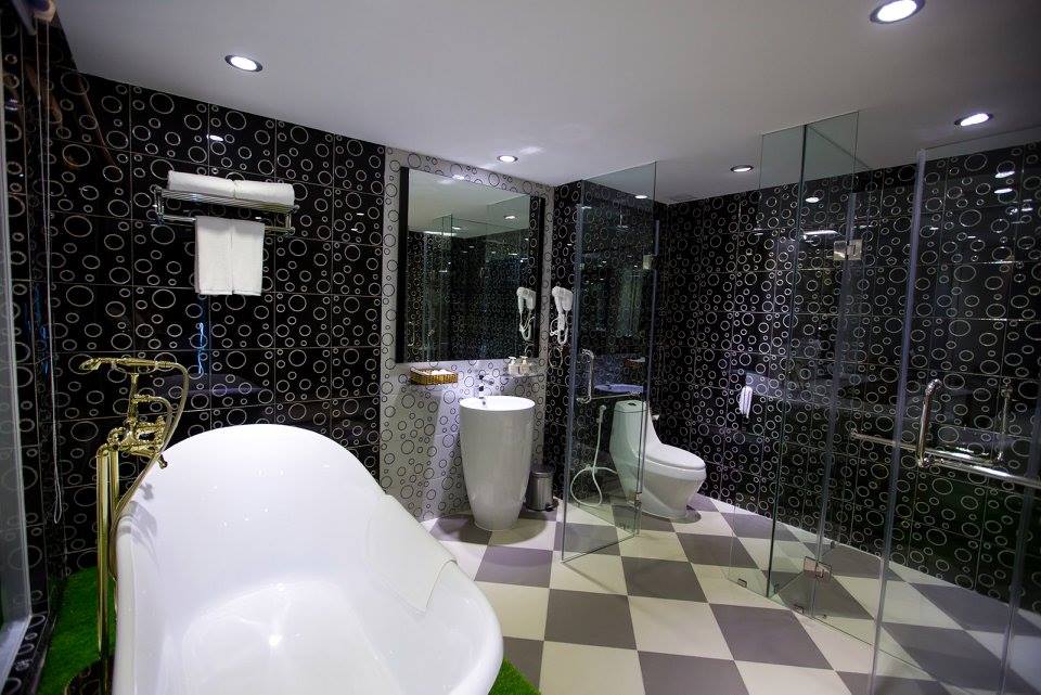 Phòng tắm cao cấp tại Swandor Cam Ranh