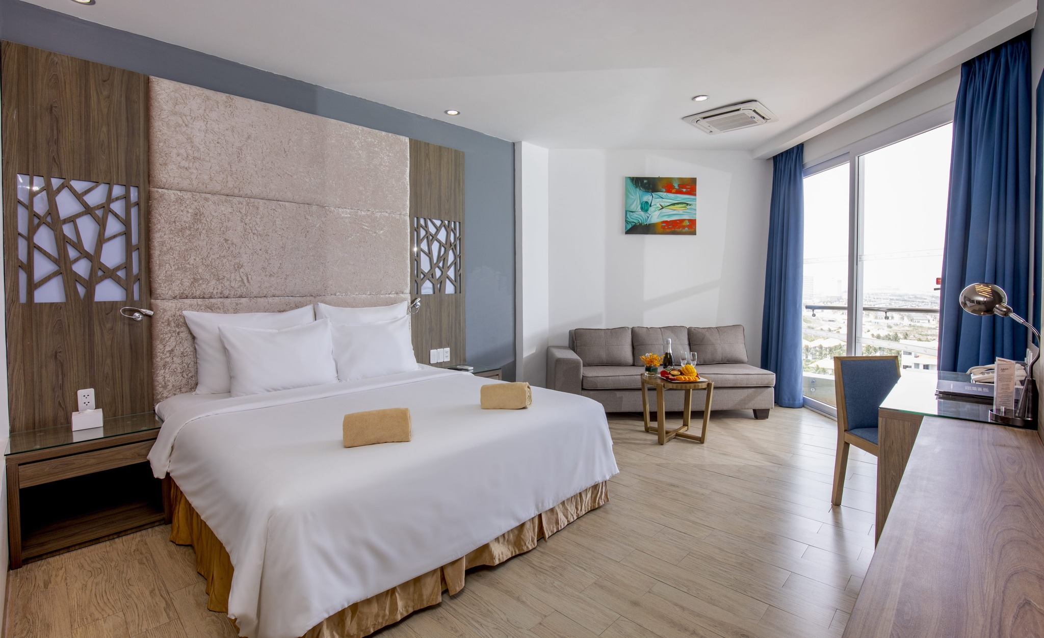 Phòng Deluxe Sea View Swandor Cam Ranh