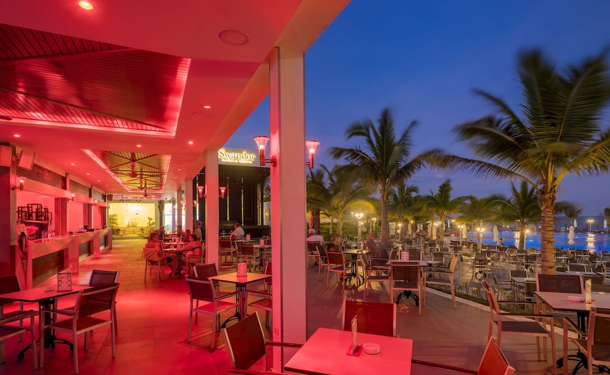 Swandor-Cam-Ranh-Hotels-Resorts-ivivu-8