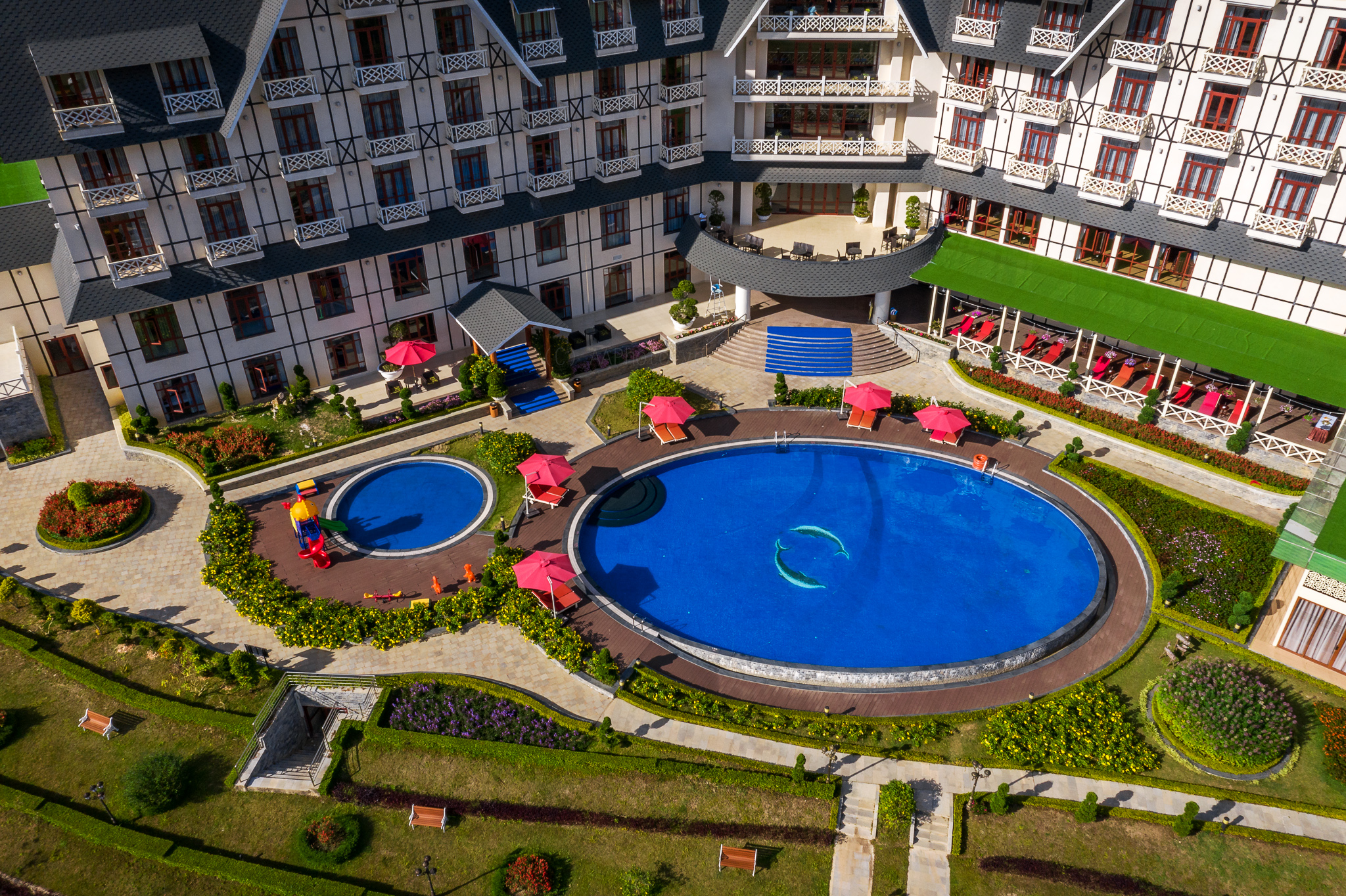 Hồ bơi resort Đà Lạt có hồ bơi Swiss-Belresort Tuyền Lâm Hồ bơi resort Đà Lạt có hồ bơi Swiss-Belresort Tuyền Lâm