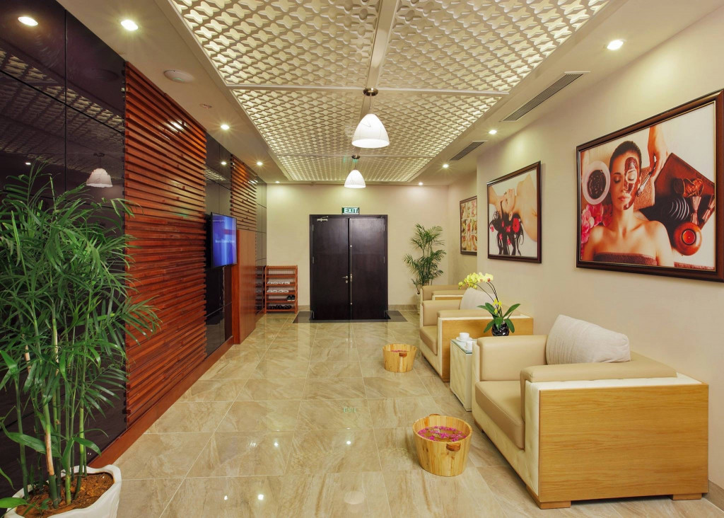 Phòng suite với vườn rooftop tại Swiss-Belresort Tuyền Lâm
