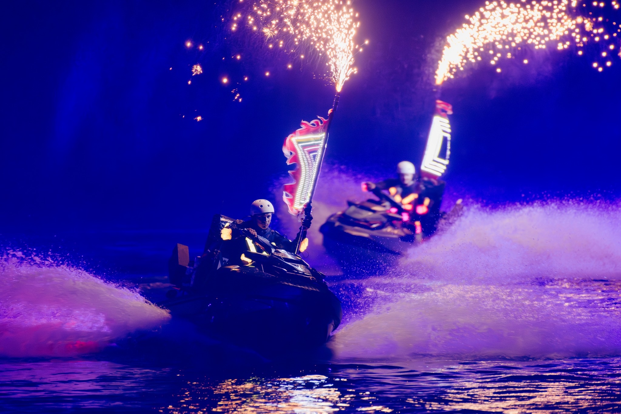 Đội hình Jetski lướt sóng tại Phú Quốc