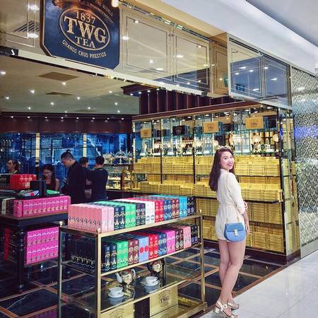 Góc chụp ảnh nghệ thuật Takashimaya Sài Gòn