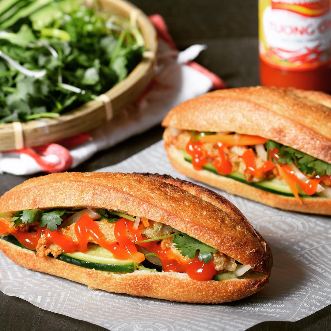 Món bánh mì chả cá Nha Trang ngon trứ danh