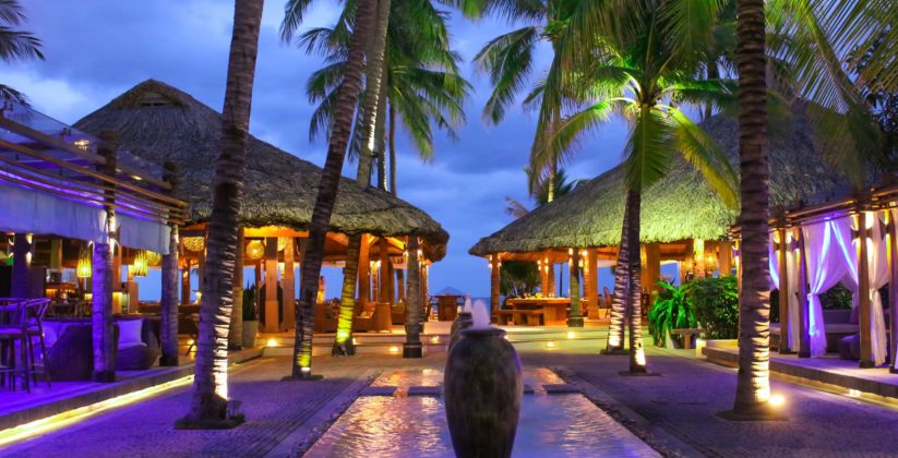 Không gian náo nhiệt tại Sailing Club Nha Trang